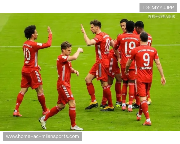 拜仁边中结合，打出连续配合，拜仁边路传中